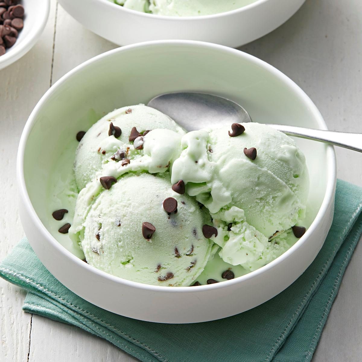 Refreshing Mint Chocolate Chip Ice Cream: Your Ultimate Summer Dessert